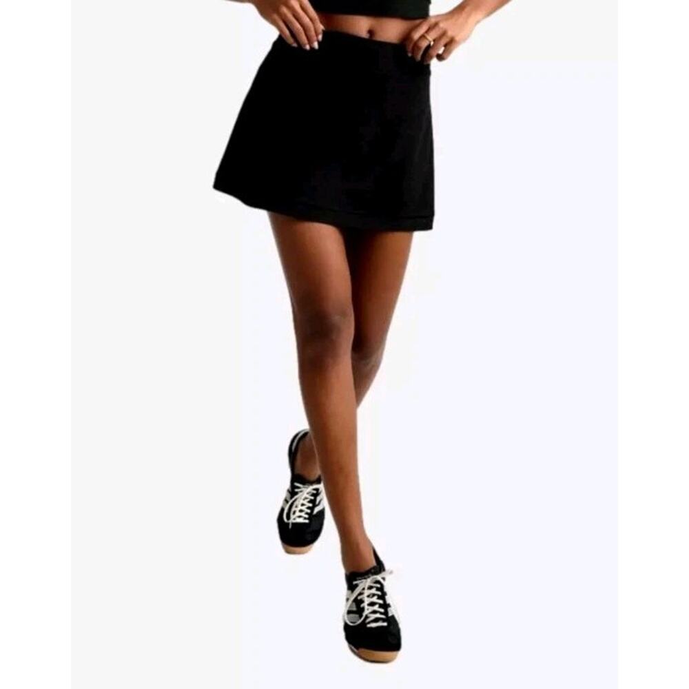 BEYOND YOGA Midweight Spacedye Women's Golf Skort Size Medium Charcoal Grey